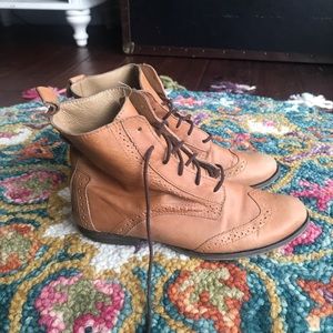 Steve Madden Brown Boot